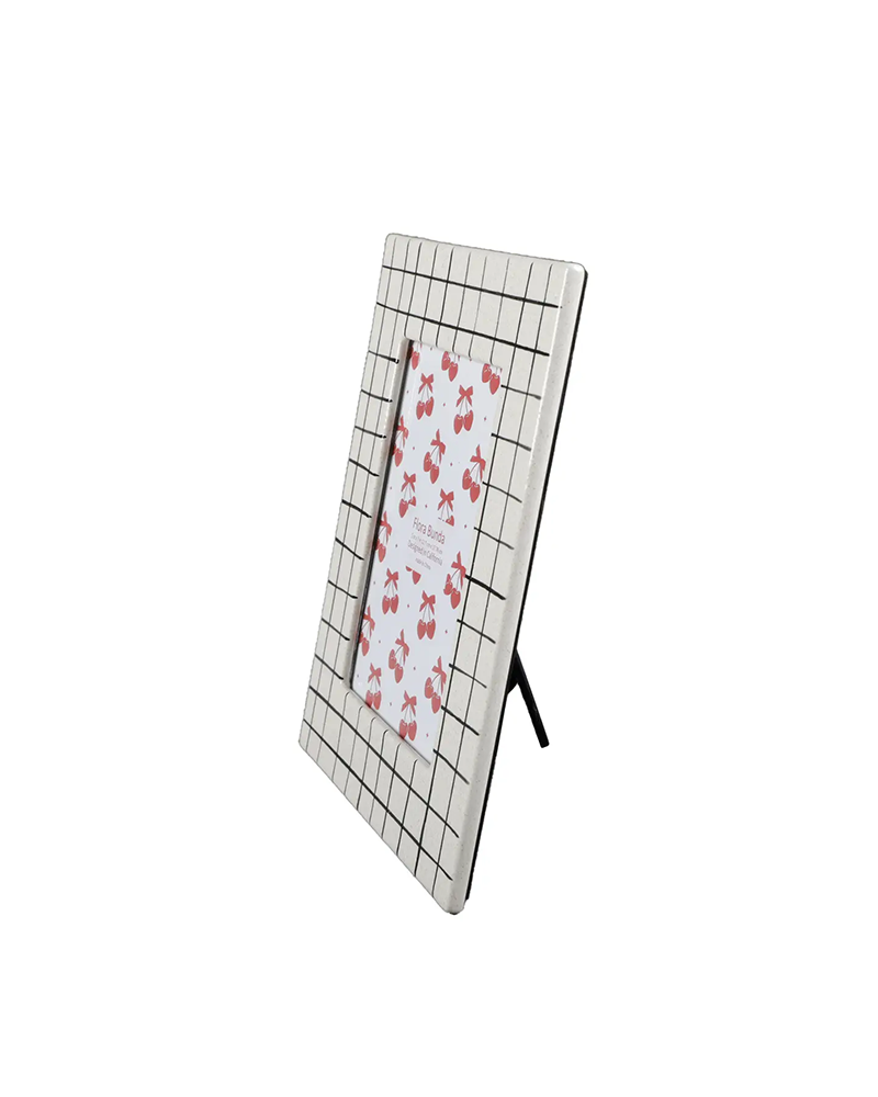 Flora Bunda Inc 5X7 CHECKER LINE CERAMIC FRAME