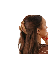 Kaxi GIRLHOOD CLAW CLIP